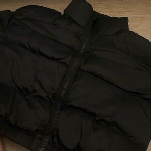 Black Puffer Jacket SHEIN SXY
